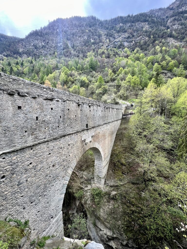 Ponte arcquedotto de Pont d’Aël